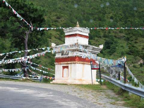 Chorten (stupa) on the roadside